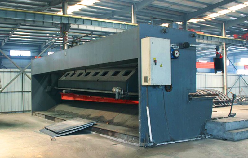 8米大型數(shù)顯剪板機(jī)