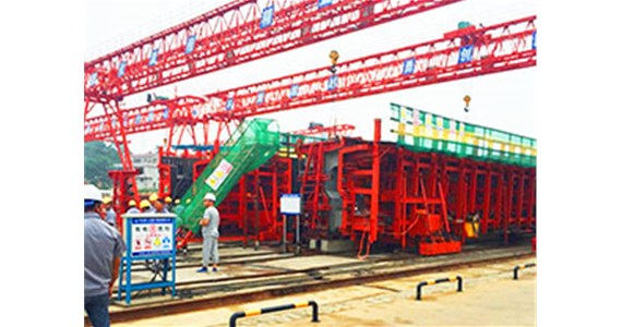 在腳手架上的如何實現(xiàn)自我保護