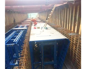 液壓自動管廊臺車